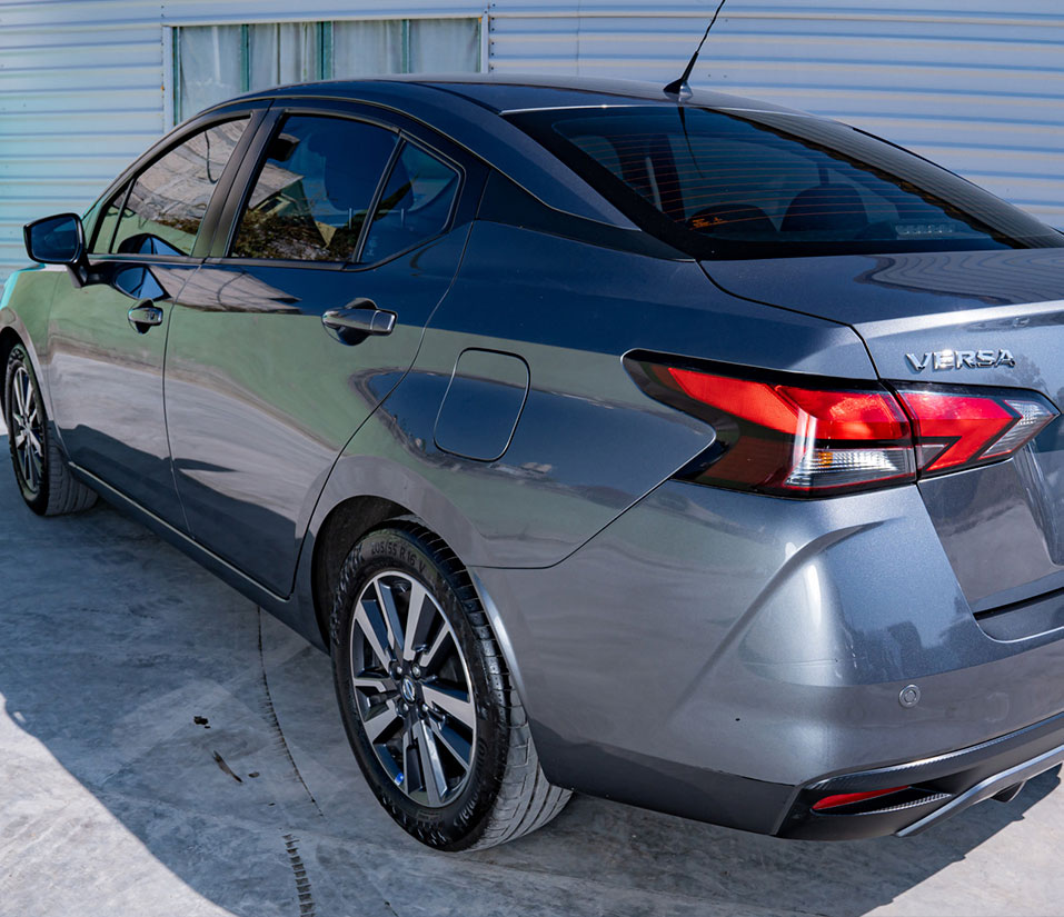 Car-o-van-SEDAN-VERSA-2