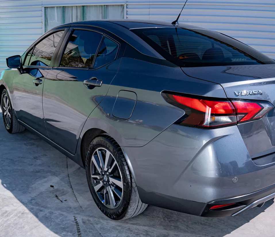 Car-o-van-SEDAN-VERSA-2