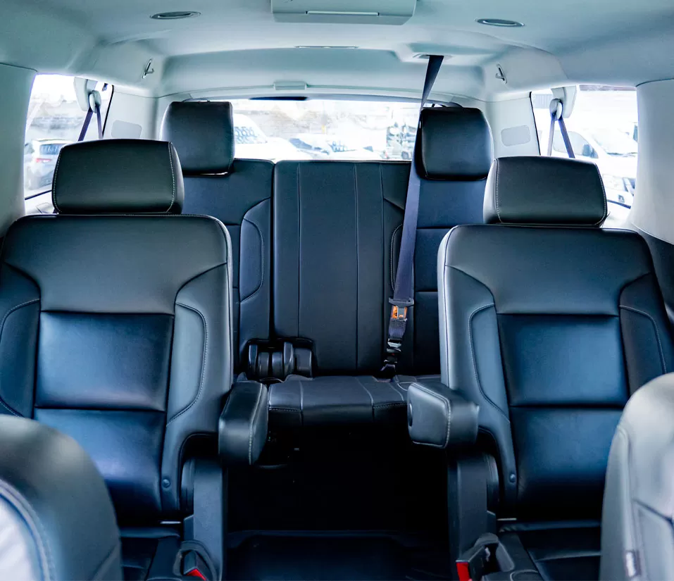 Car-o-van-SUBURBAN-LINEA-ANTERIOR-1