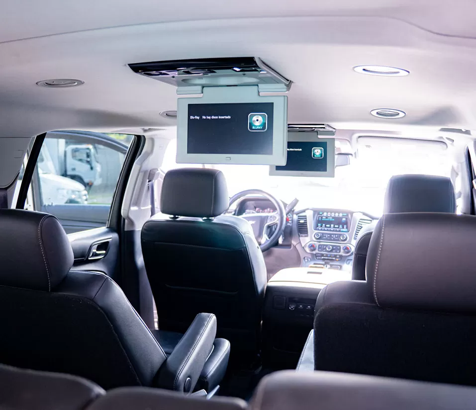 Car-o-van-SUBURBAN-LINEA-ANTERIOR-2